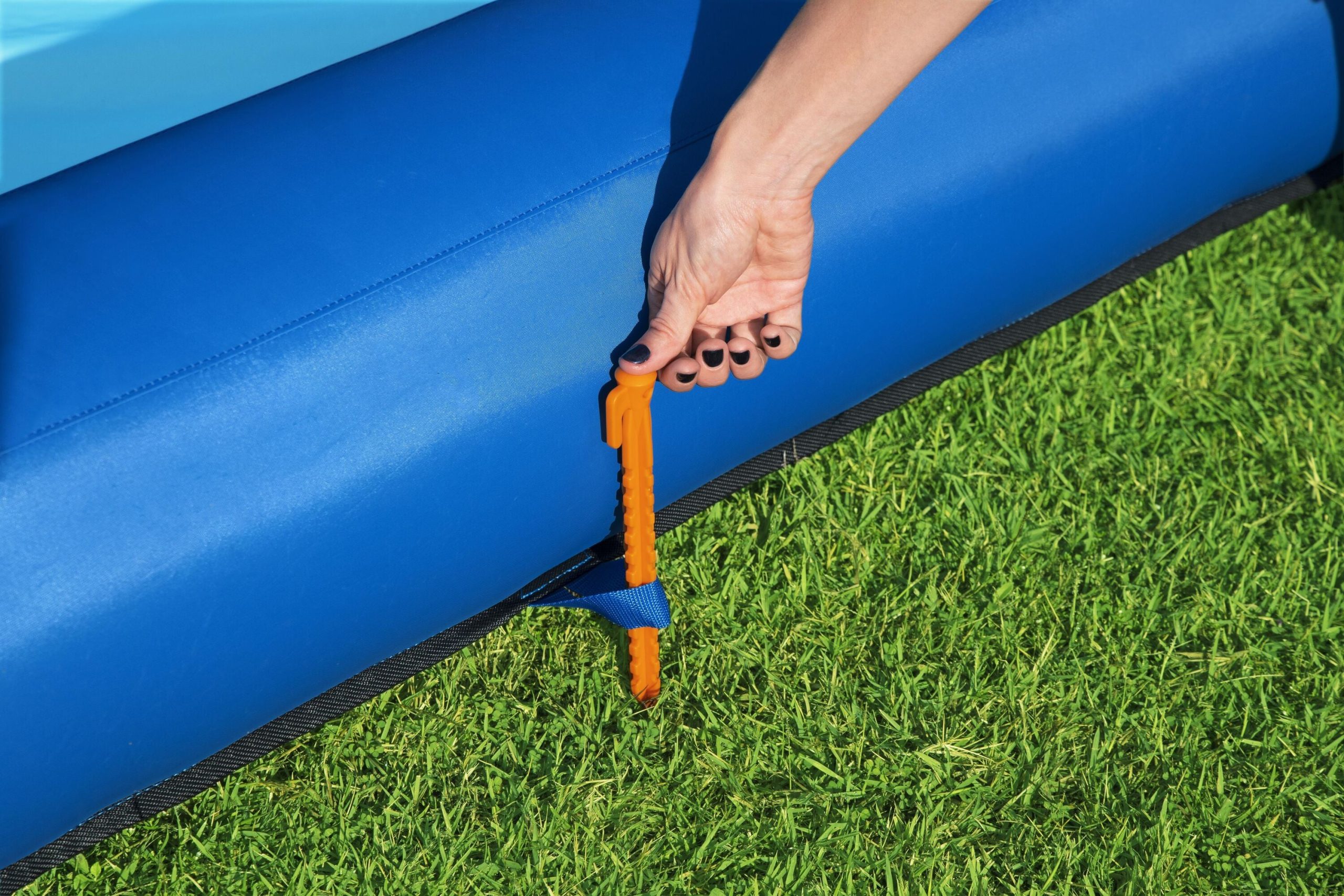 H2OGO! Wild Tide Kids Inflatable Water Park 19' 8 - Image 12